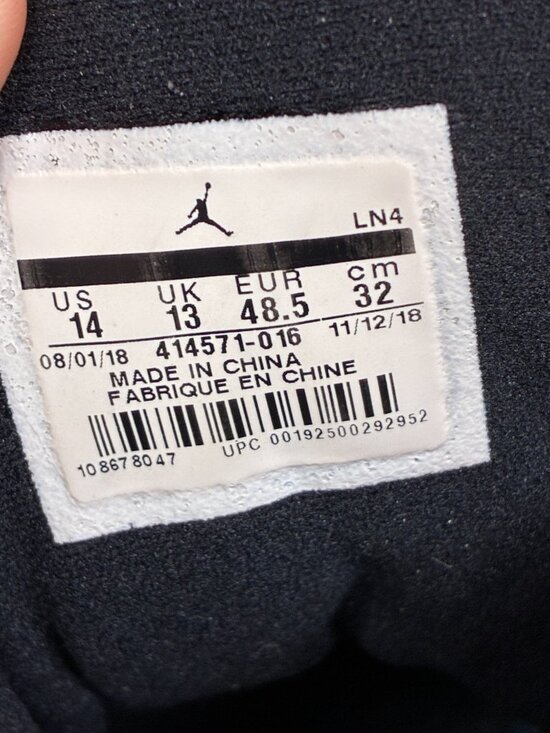 Jordan Air Jordan 13 Retro Atmosphere Grey Sneaker 414571-016 Gray 2019 Size 14 main image 6